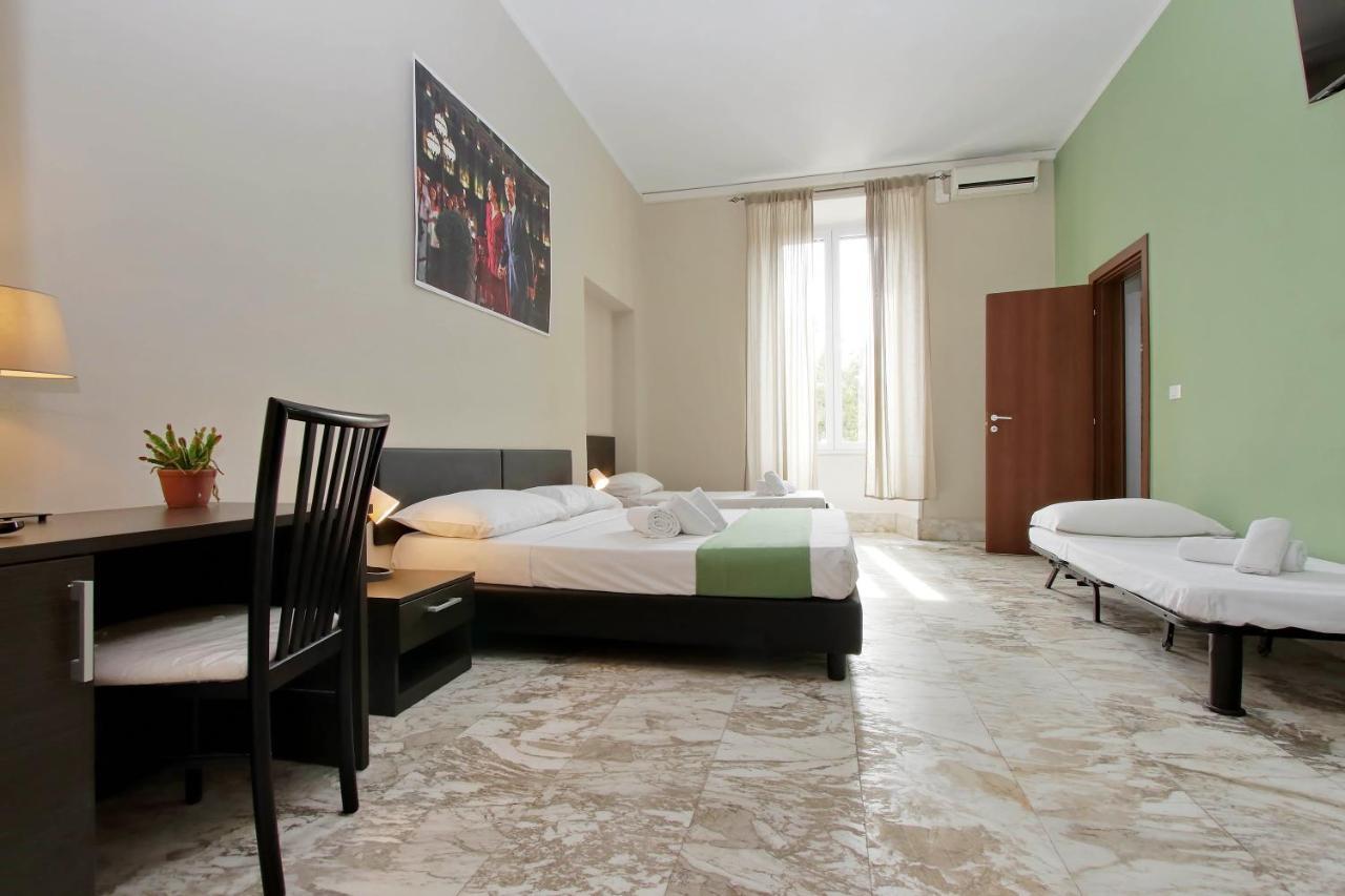 Lucky Stars Rooms Рим Экстерьер фото