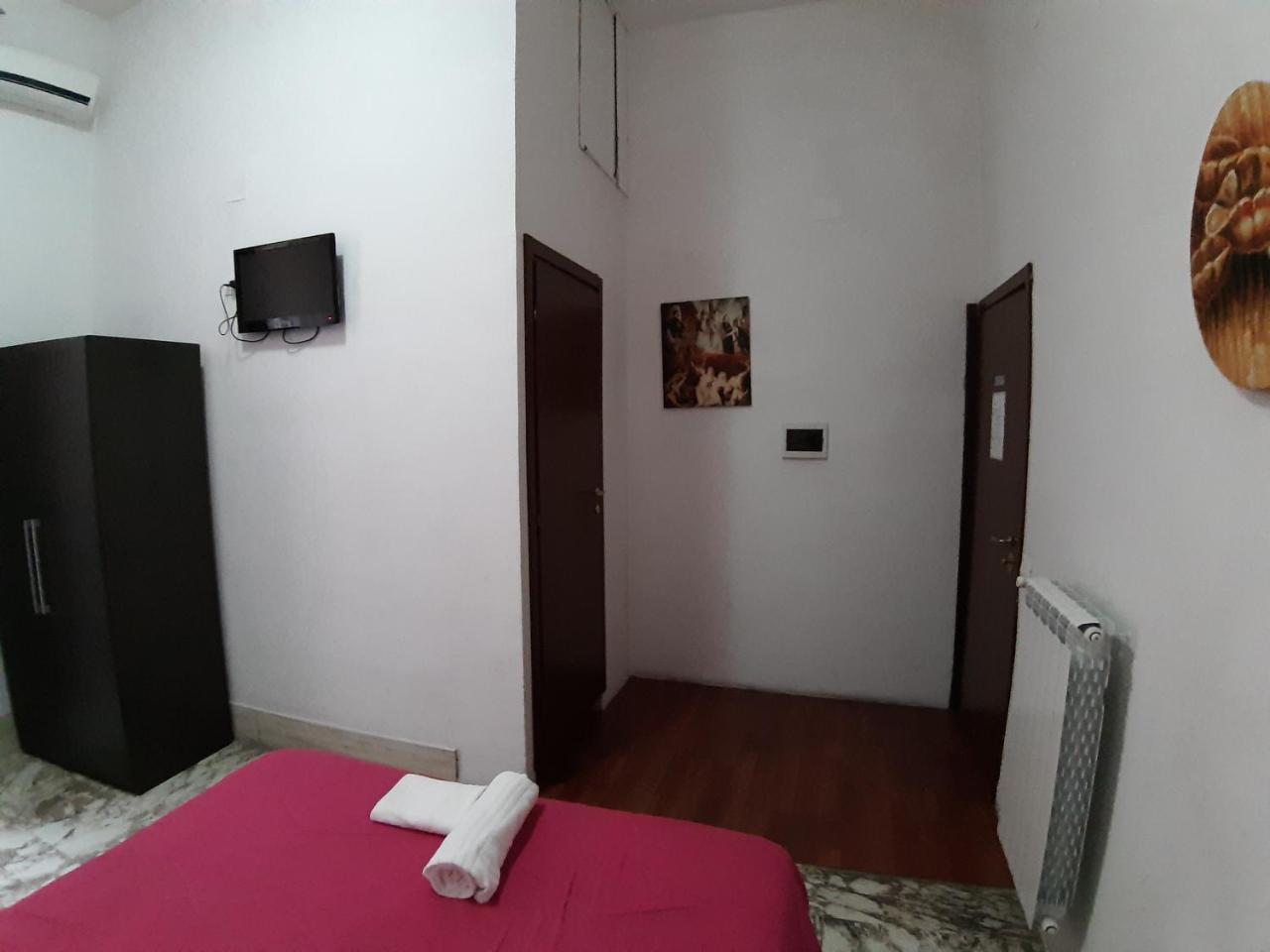 Lucky Stars Rooms Рим Экстерьер фото