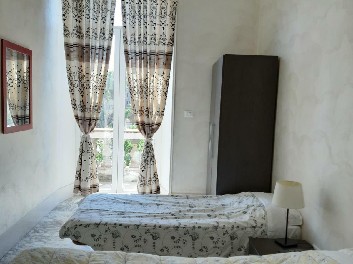 Lucky Stars Rooms Рим Экстерьер фото