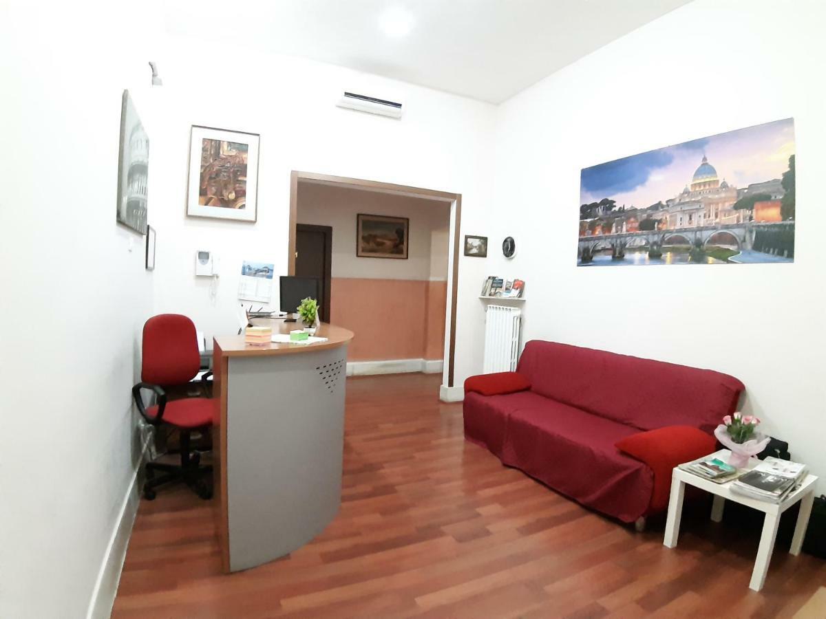 Lucky Stars Rooms Рим Экстерьер фото
